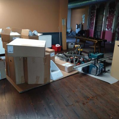 06.08.24 Stort Montagearbejde Venter I Baren