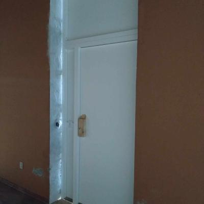 19.07.25 Kommende Nodudgang Fra Salen Overfor Baren